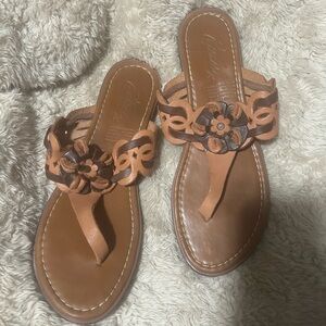Elegant Tan Floral Sandals